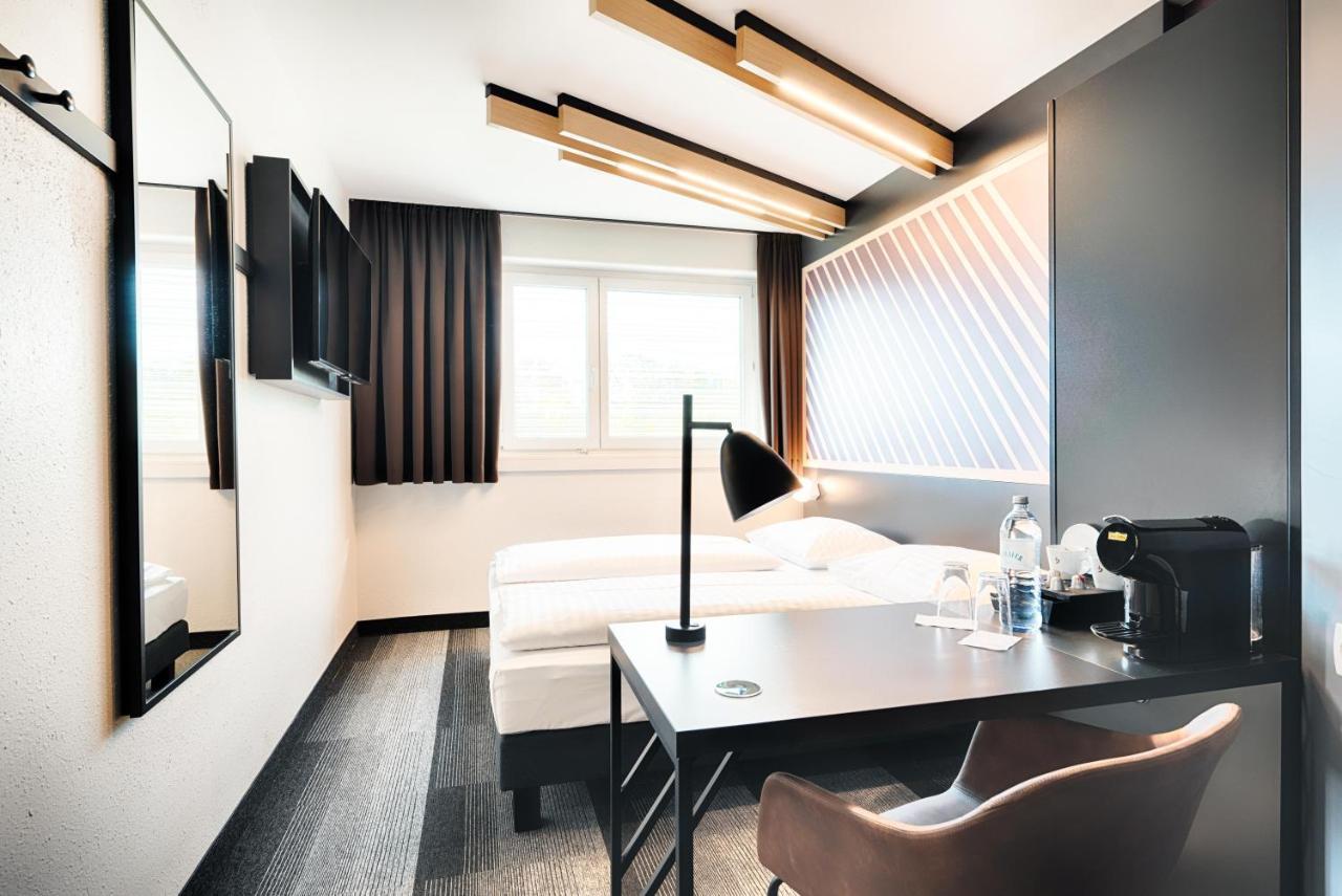 B&B Hotel Salzburg-Nord ภายนอก รูปภาพ