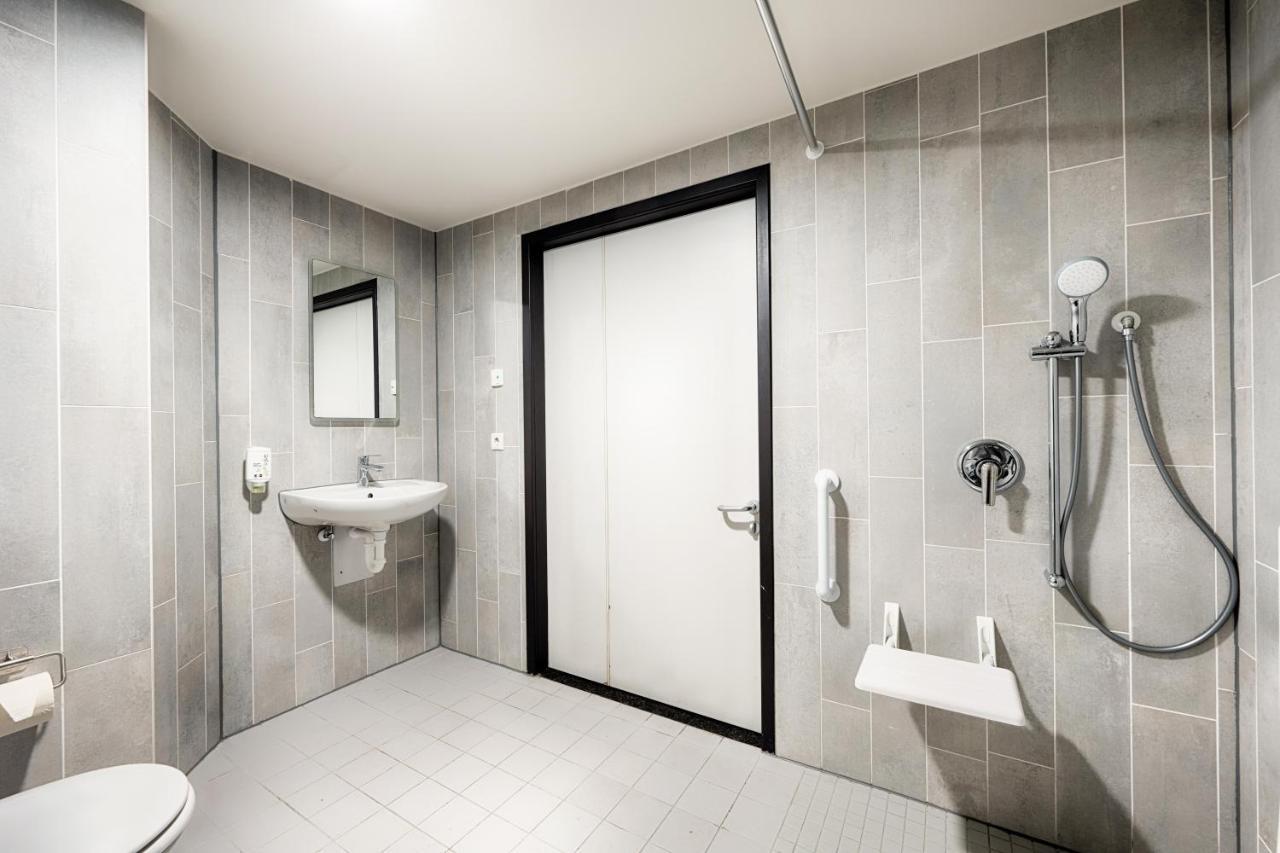 B&B Hotel Salzburg-Nord ภายนอก รูปภาพ
