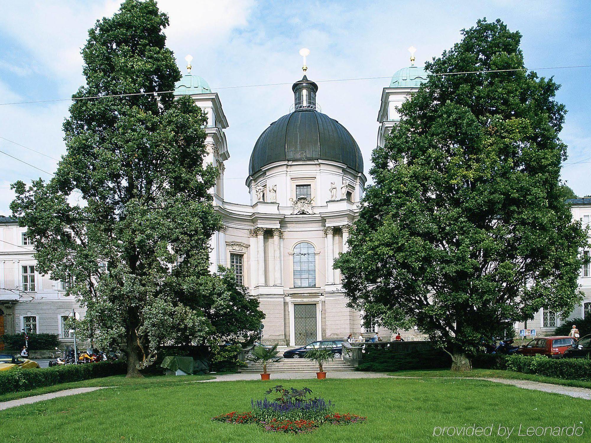 B&B Hotel Salzburg-Nord ภายนอก รูปภาพ